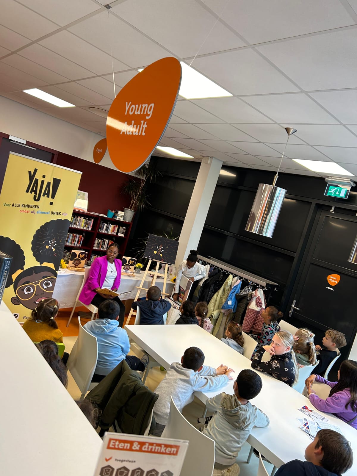 YAJA! in bibliotheek